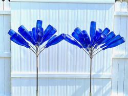 Double Daisy bottle trees by Cubby's